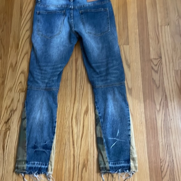 FIRST ROW Heavy Rip & Repair Slim Straight Denim 34/32 A8 - Picture 11 of 12